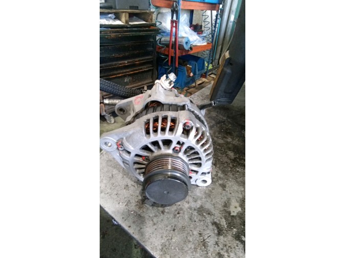 Alternador KIA CARNIVAL 2004