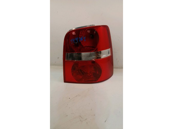 PILOTO TRASERO DERECHO VOLKSWAGEN TOURAN 2006