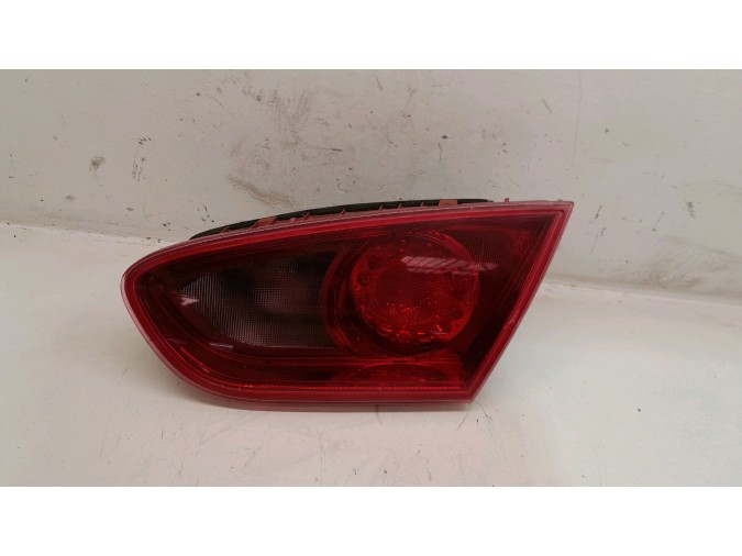 PILOTO TRASERO DERECHO SEAT LEON 2010