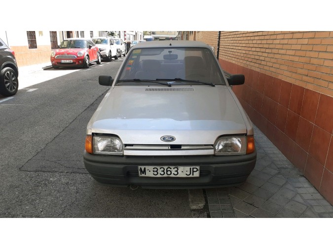 REFUERZO DE PARAGOLPES TRASERO FORD ORION 1989