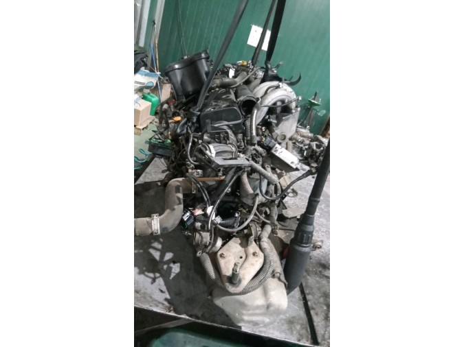 MOTOR CON ACCESORIOS Y CAJA DE CAMBIOS PEUGEOT 106 2002