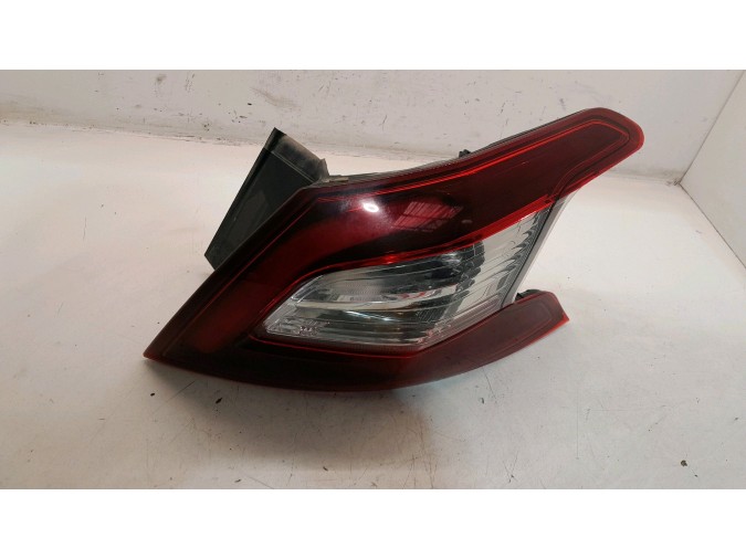 PILOTO TRASERO DERECHO EXTERIOR PEUGEOT 308 2016