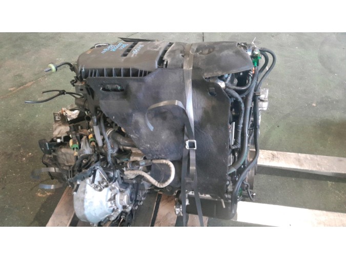 MOTOR CON ACCESORIOS SIN CAJA DE CAMBIOS PEUGEOT 308 2016