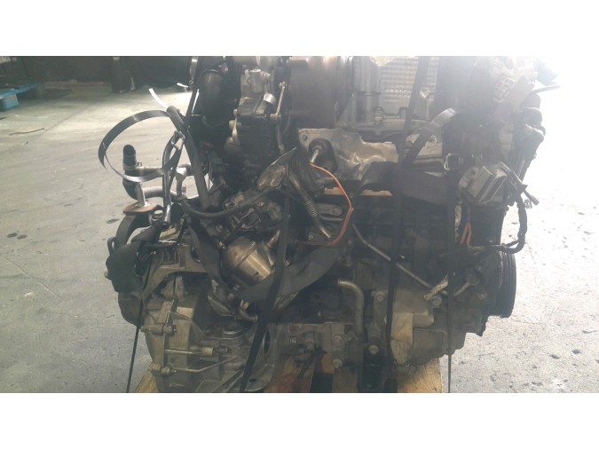 MOTOR CON ACCESORIOS Y CAJA DE CAMBIOS MERCEDES VITO 110 CDI 2021