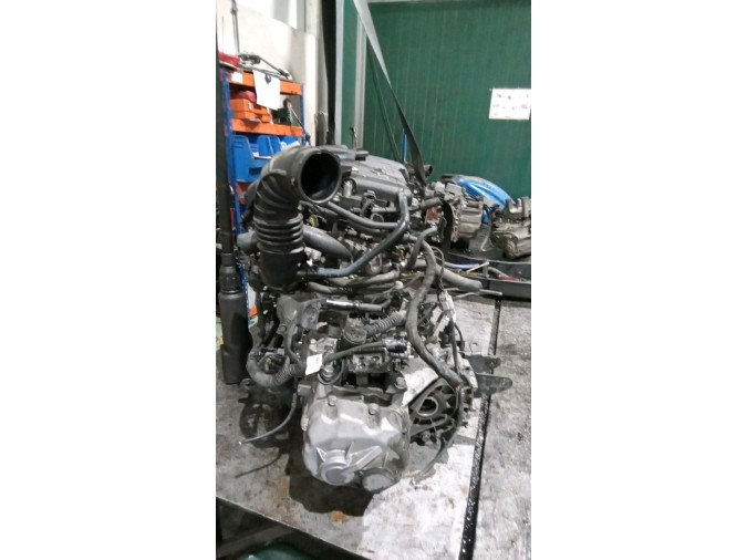 MOTOR CON ACCESORIOS Y CAJA DE CAMBIOS KIA CEED 2011