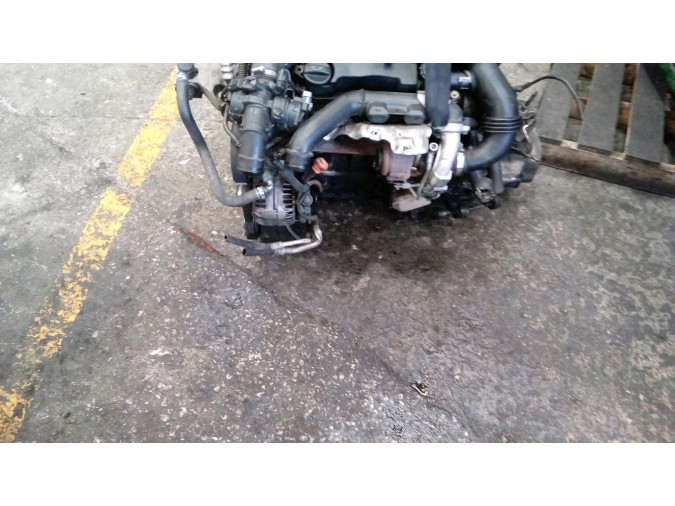 MOTOR CON ACCESORIOS Y CAJA DE CAMBIOS CITROEN BERLINGO 2008