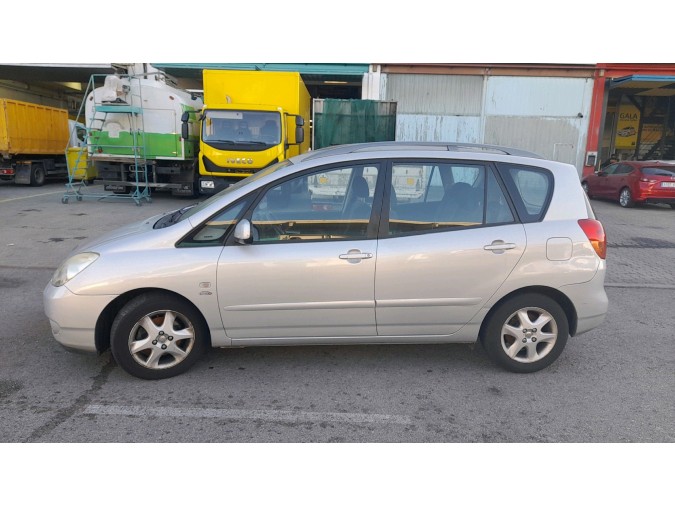 REJILLA IZQUIERDA PARAGOLPES DELANTERO TOYOTA COROLLA 2003