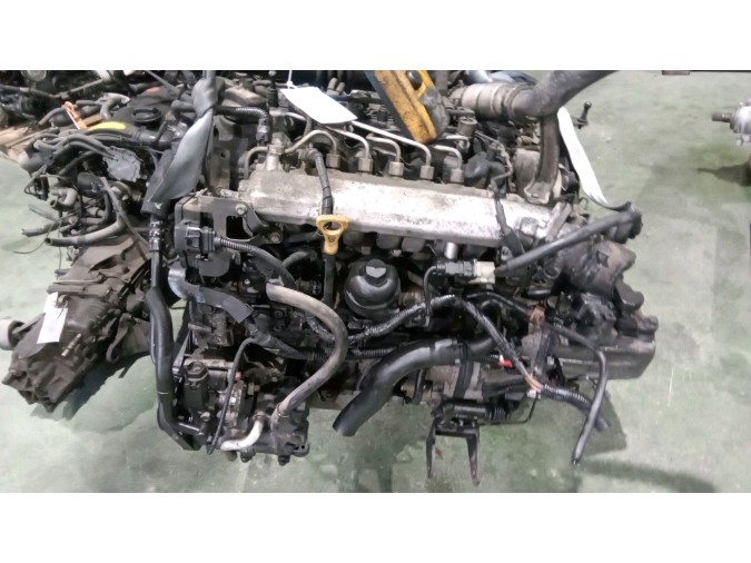MOTOR CON ACCESORIOS Y CAJA DE CAMBIOS HYUNDAI MATRIX 2006