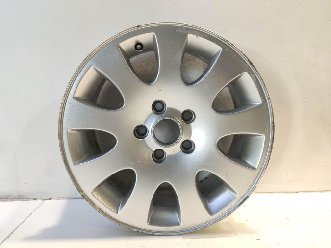Llanta AUDI A4 1999