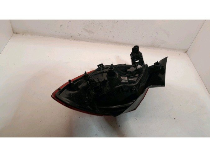 PILOTO TRASERO IZQUIERDO OPEL CORSA 2019
