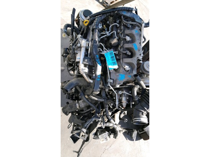 MOTOR CON ACCESORIOS Y CAJA DE CAMBIOS TOYOTA AVENSIS 2008