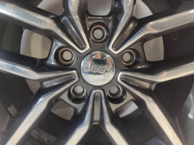 Llanta JEEP CHEROKEE 2018