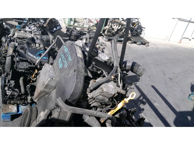 MOTOR CON ACCESORIOS Y CAJA DE CAMBIOS SEAT IBIZA 2003