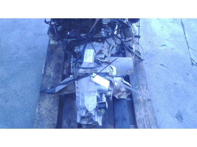 CAJA CAMBIOS NISSAN ALMERA 2000