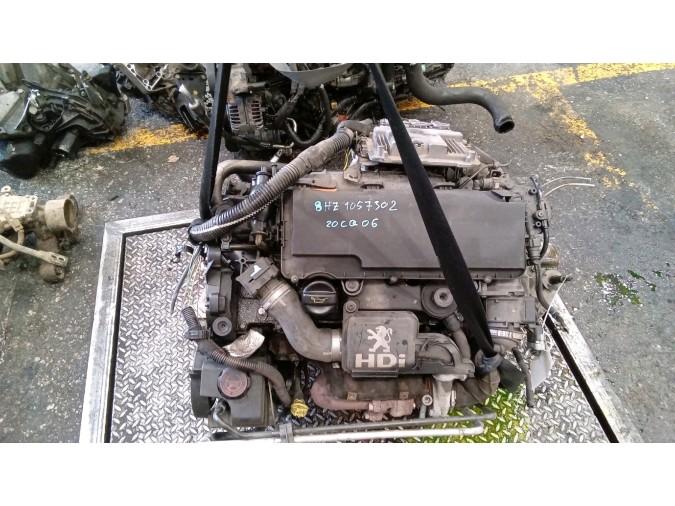 MOTOR CON ACCESORIOS Y CAJA DE CAMBIOS PEUGEOT 206 2005
