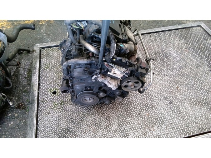 Motor PEUGEOT 206 2005