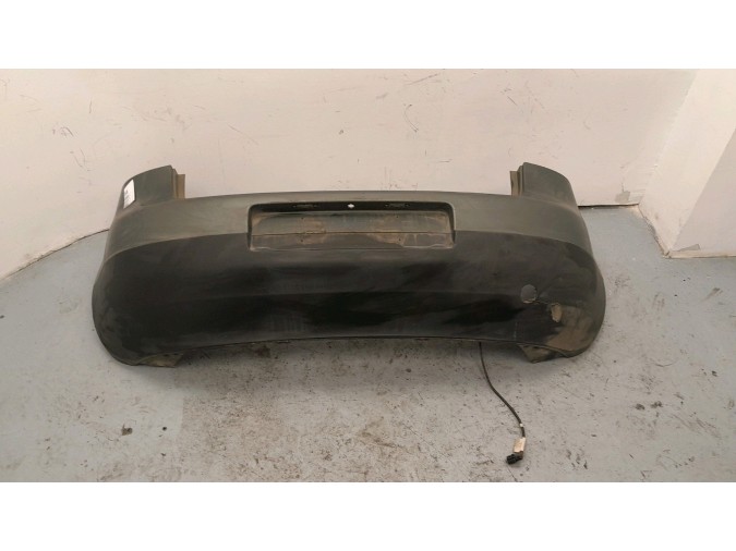 PARAGOLPES TRASERO VOLKSWAGEN GOLF GRIS 2005