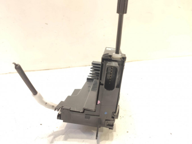 CERRADURA PUERTA DELANTERA DERECHA PEUGEOT 308 2019