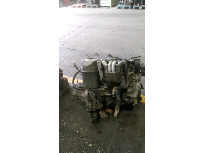MOTOR CON ACCESORIOS Y CAJA DE CAMBIOS CITROEN SAXO 2002