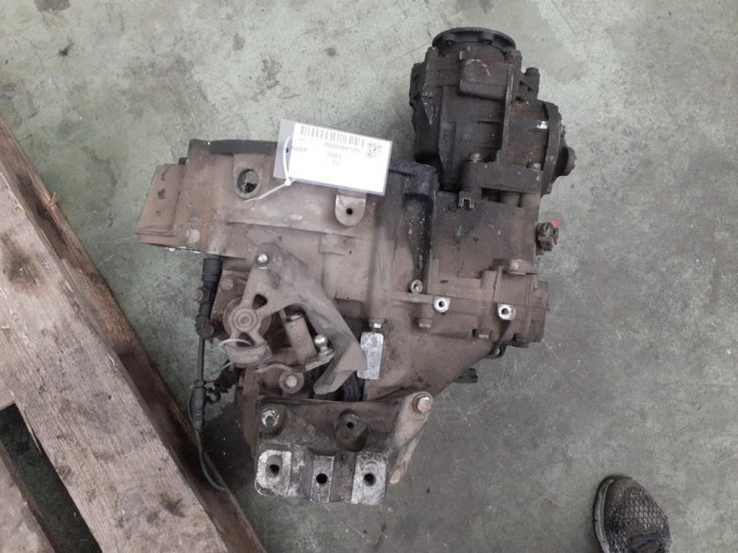 CAJA CAMBIOS VOLKSWAGEN GOLF 2003