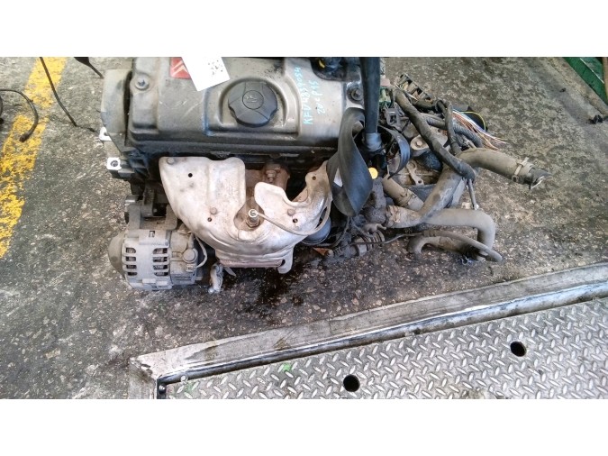 MOTOR CON ACCESORIOS Y CAJA DE CAMBIOS CITROEN C3 2004