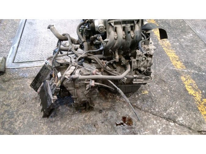 MOTOR CON ACCESORIOS Y CAJA DE CAMBIOS CITROEN C3 2004