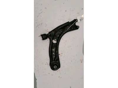 BRAZO SUSPENSION DELANTERO DERECHO VOLKSWAGEN GOLF 2021