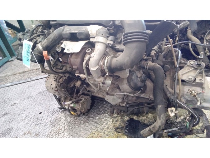 MOTOR CON ACCESORIOS Y CAJA DE CAMBIOS SEAT LEON 2001