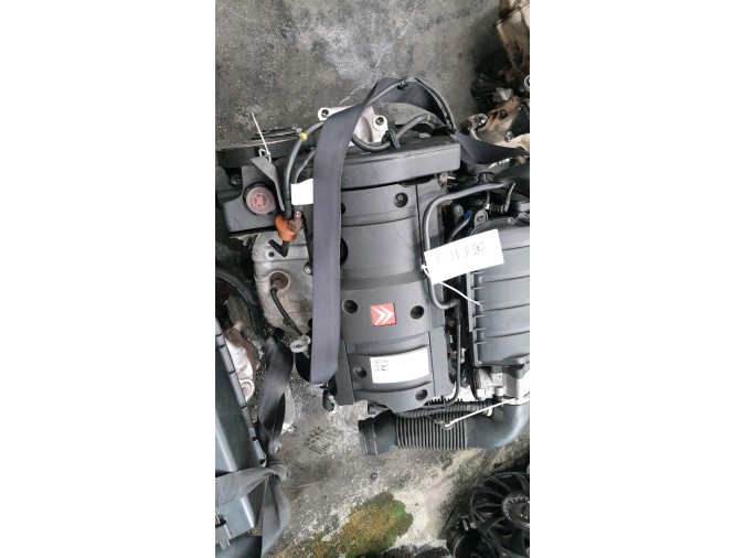MOTOR CON ACCESORIOS Y CAJA DE CAMBIOS CITROEN XSARA 2003