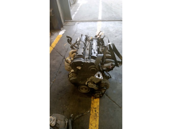 MOTOR CON ACCESORIOS Y CAJA DE CAMBIOS PEUGEOT 407 2006