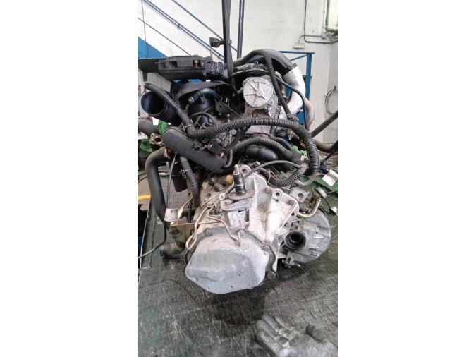 MOTOR CON ACCESORIOS Y CAJA DE CAMBIOS PEUGEOT PARTNER 2002