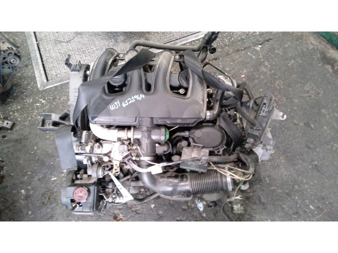 MOTOR CON ACCESORIOS Y CAJA DE CAMBIOS PEUGEOT PARTNER 2002