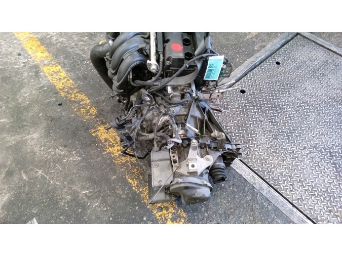 MOTOR CON ACCESORIOS Y CAJA DE CAMBIOS FORD FOCUS 2005