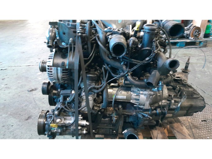 MOTOR CON ACCESORIOS SIN CAJA DE CAMBIOS PEUGEOT 807 2007