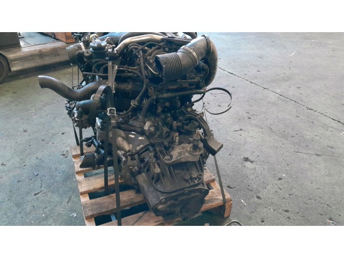 MOTOR CON ACCESORIOS SIN CAJA DE CAMBIOS PEUGEOT 807 2007