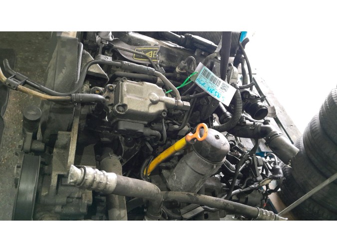 MOTOR CON ACCESORIOS Y CAJA DE CAMBIOS SEAT IBIZA 2000