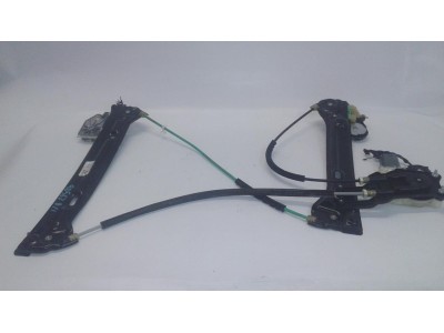 ELEVALUNAS DELANTERO DERECHO MINI MINI 2015