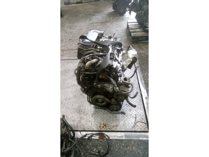 MOTOR CON ACCESORIOS Y CAJA DE CAMBIOS PEUGEOT 307 2005
