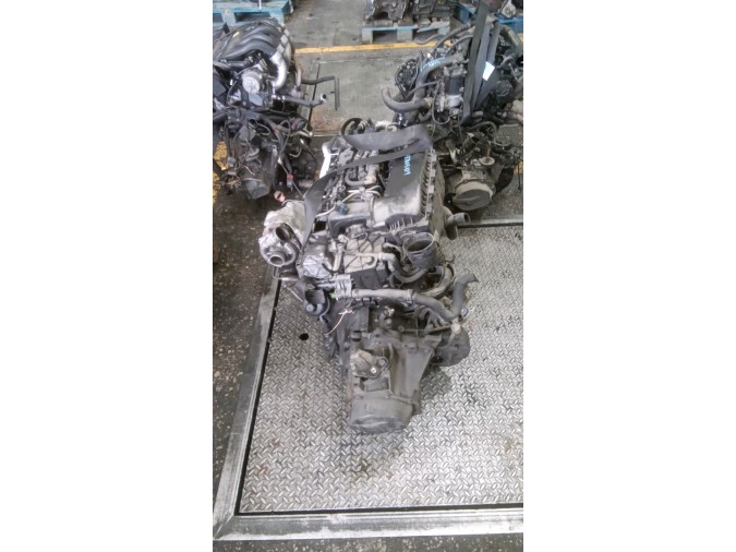 MOTOR CON ACCESORIOS Y CAJA DE CAMBIOS PEUGEOT 307 2005