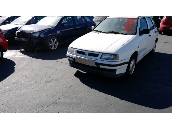 Cerradura guantera SEAT IBIZA 1996