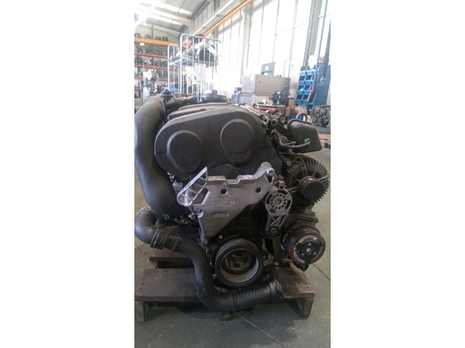 MOTOR CON ACCESORIOS Y CAJA DE CAMBIOS VOLKSWAGEN PASSAT 2006