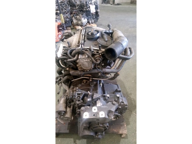 MOTOR CON ACCESORIOS Y CAJA DE CAMBIOS VOLKSWAGEN PASSAT 2006