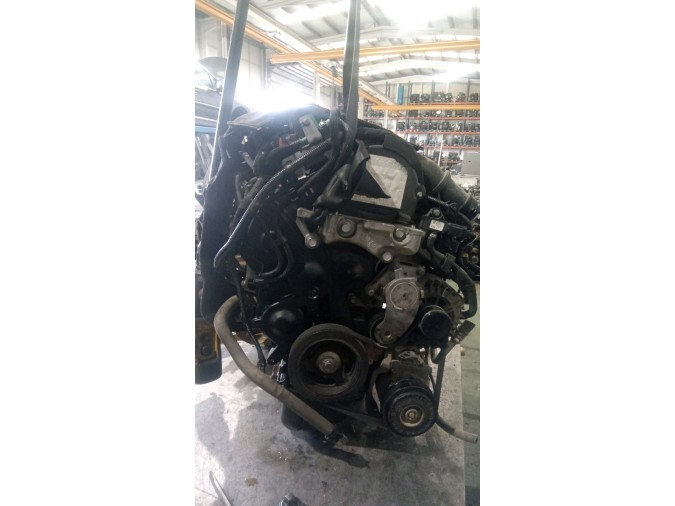 MOTOR CON ACCESORIOS Y CAJA DE CAMBIOS PEUGEOT 308 2014