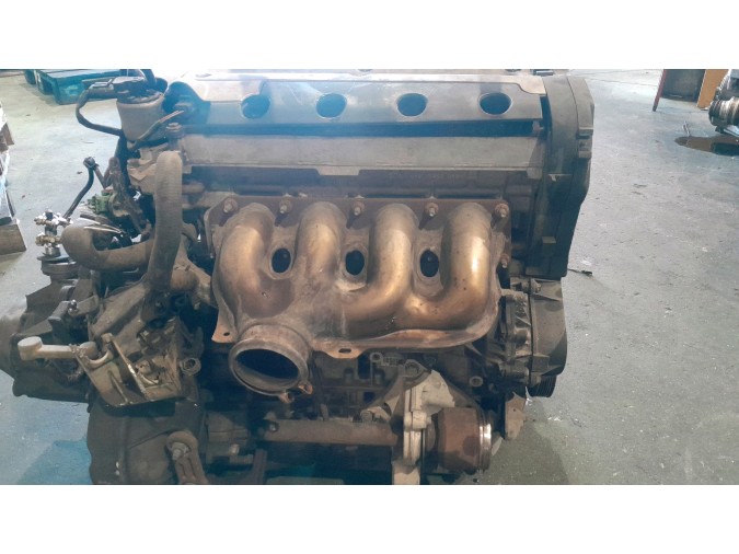 MOTOR CON ACCESORIOS Y CAJA DE CAMBIOS PEUGEOT 307 2005