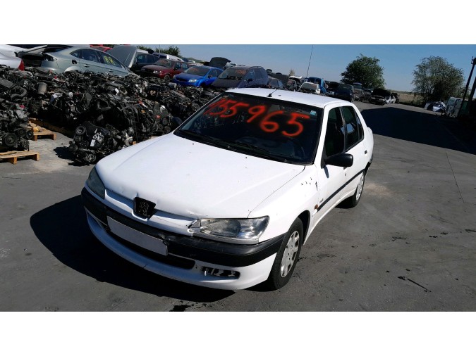 MOTOR CON ACCESORIOS Y CAJA DE CAMBIOS PEUGEOT 306 1998
