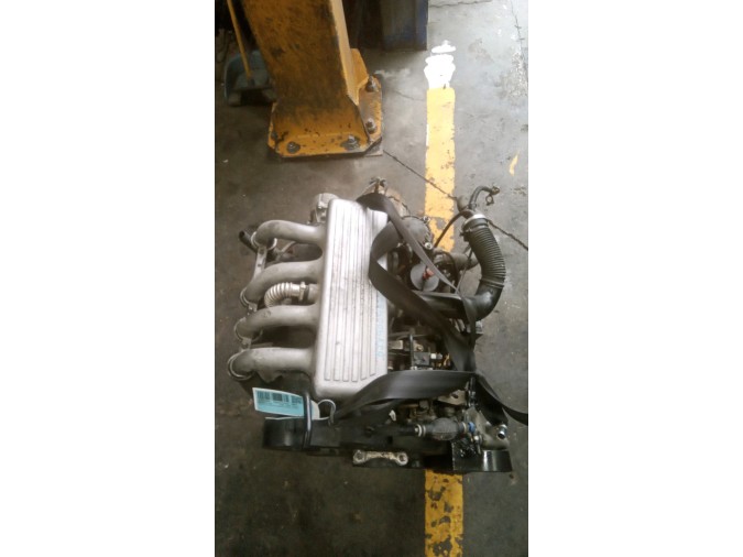 MOTOR CON ACCESORIOS Y CAJA DE CAMBIOS PEUGEOT 306 1998