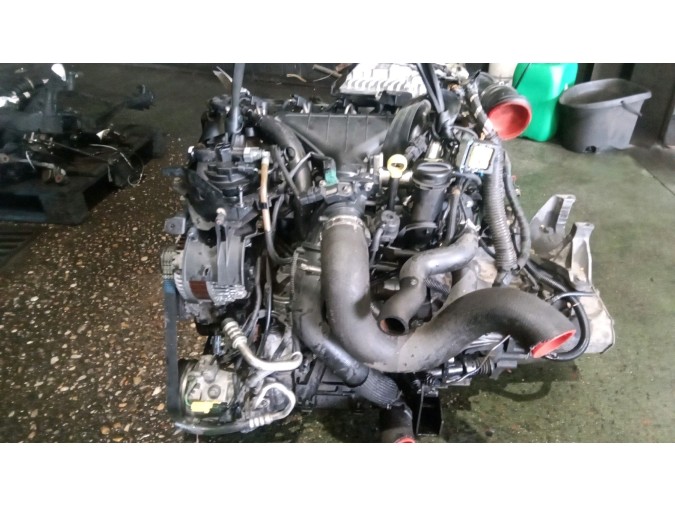 MOTOR CON ACCESORIOS Y CAJA DE CAMBIOS PEUGEOT 407 2004