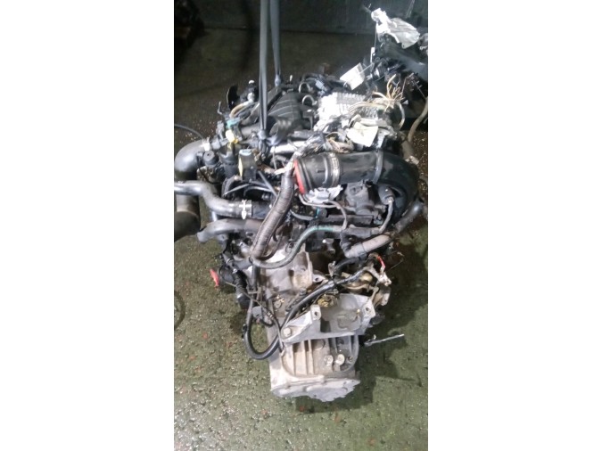MOTOR CON ACCESORIOS Y CAJA DE CAMBIOS PEUGEOT 407 2004