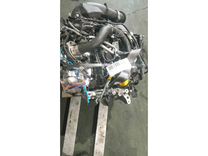 MOTOR CON ACCESORIOS SIN CAJA DE CAMBIOS DACIA SANDERO 2022