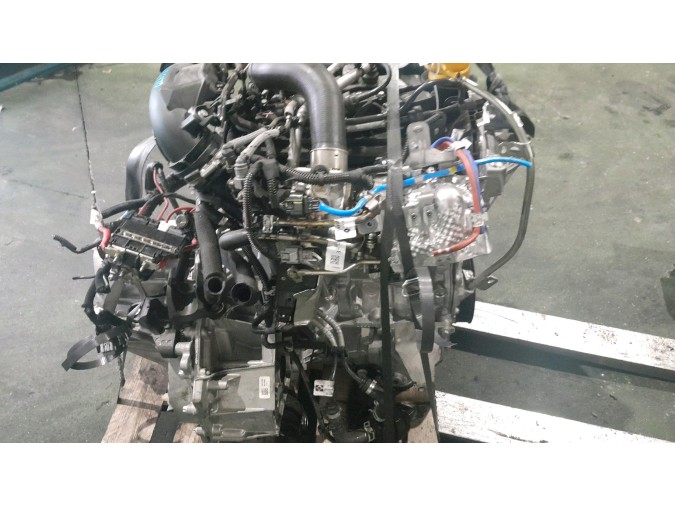 MOTOR CON ACCESORIOS SIN CAJA DE CAMBIOS DACIA SANDERO 2022